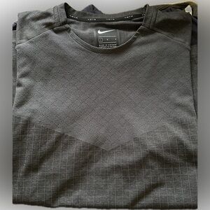 Nike Dri-Fit Knit Tee